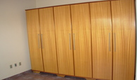 14 - Guarda roupa do quarto suíte